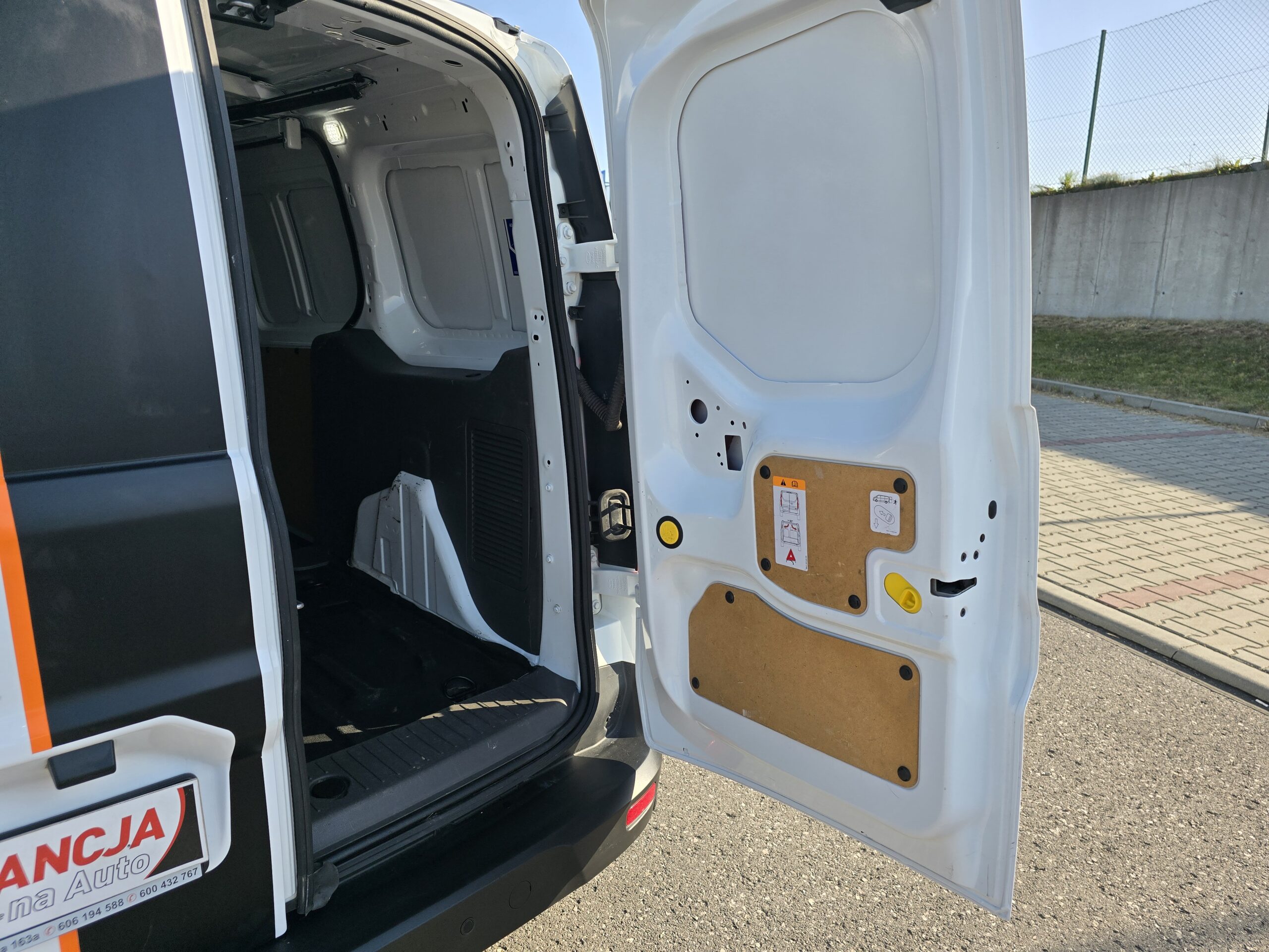 Ford Transit Connect L2 h1 Long Vat 23% - obrazek 42