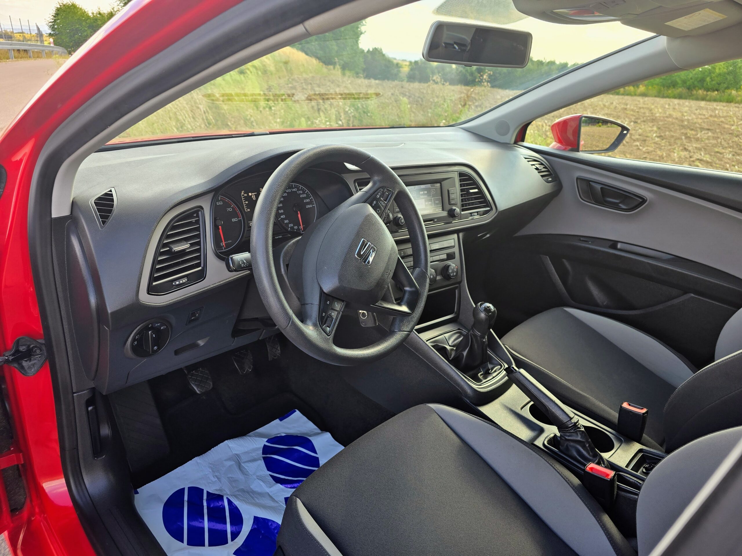 Seat Leon 1,2 TSI 105 KM - obrazek 23