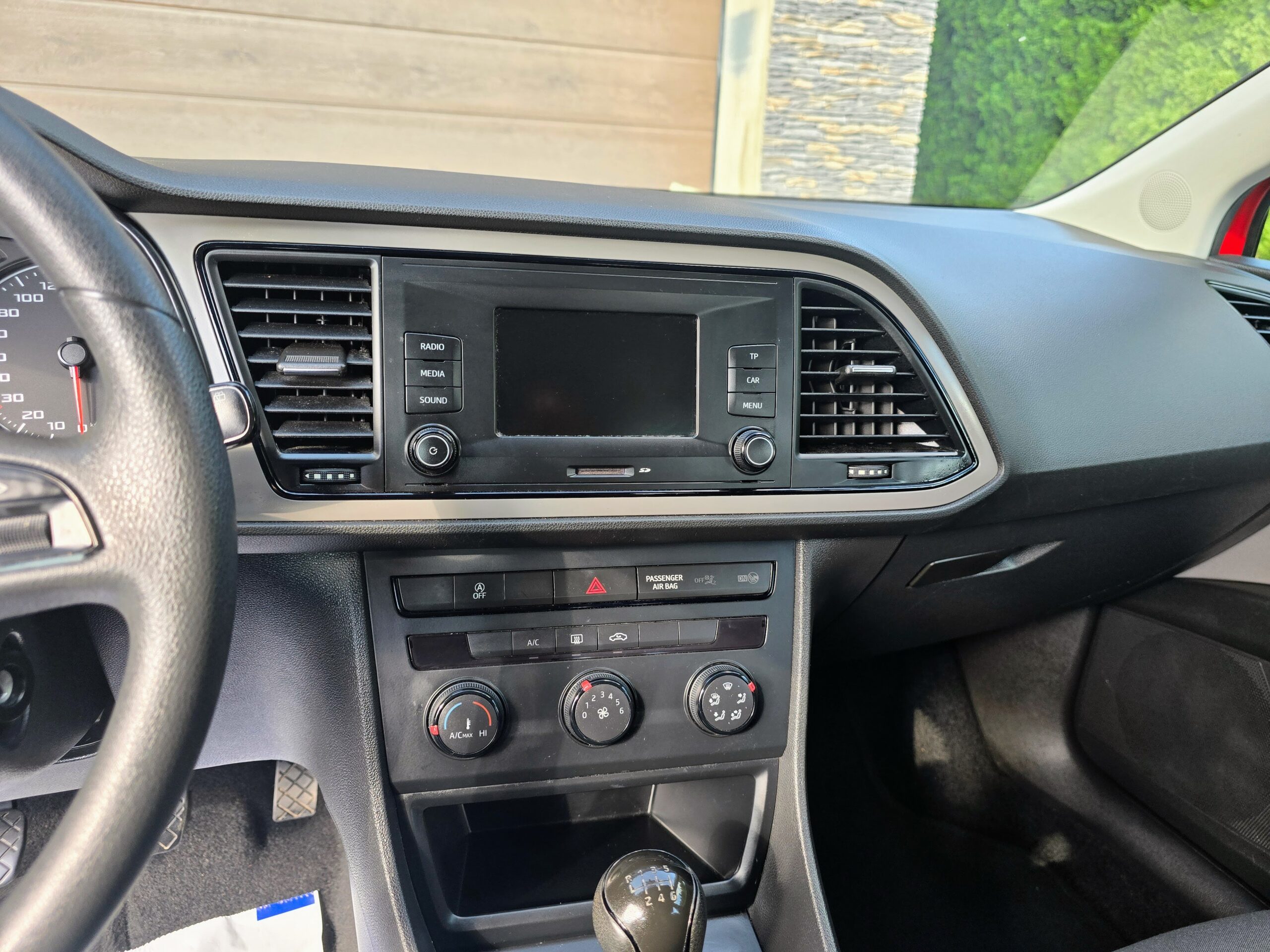 Seat Leon 1,2 TSI 105 KM - obrazek 27