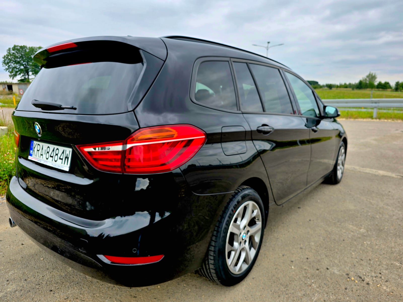 BMW 218 D GRAN TOURER Sport Line - obrazek 14