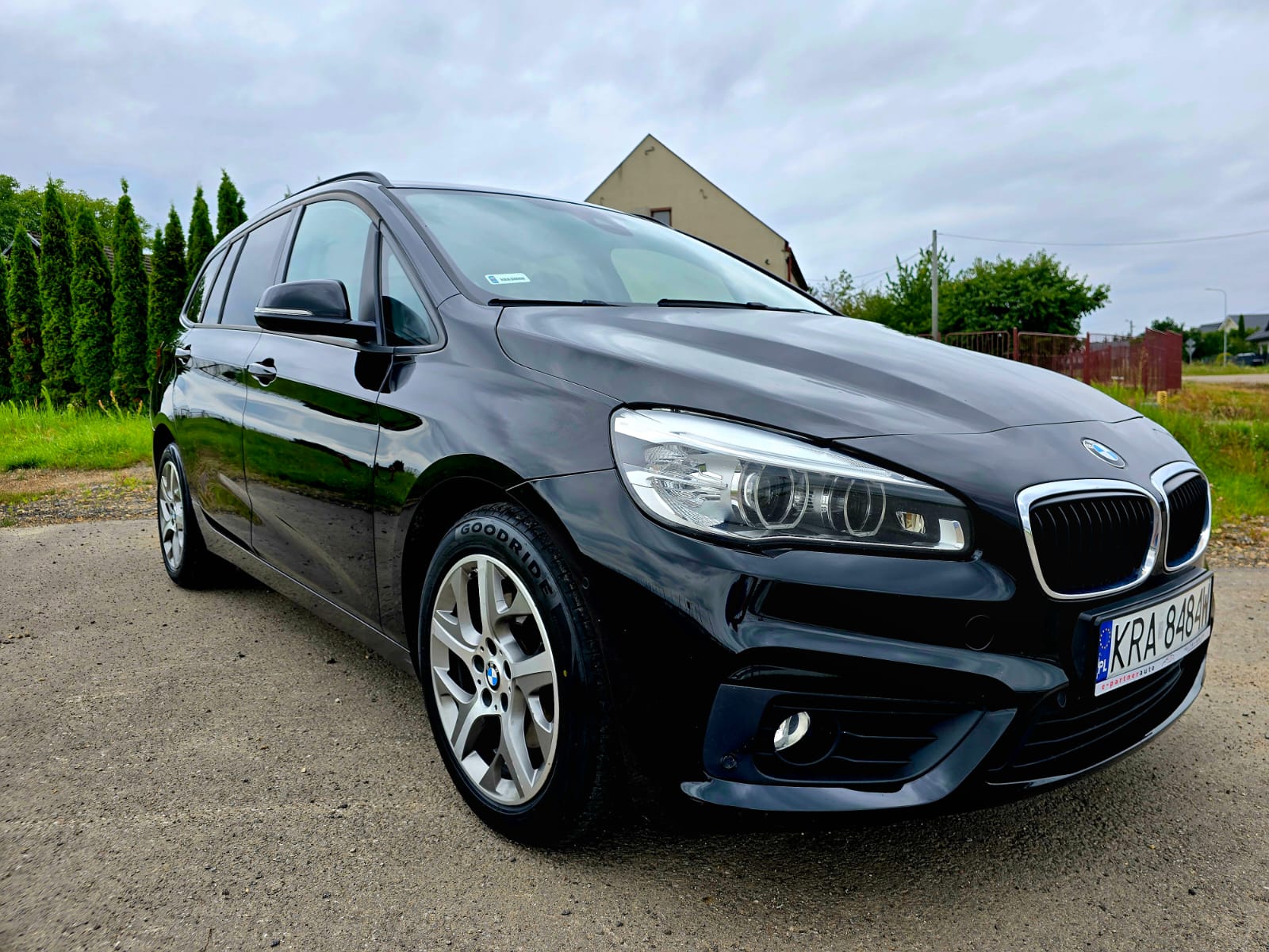 BMW 218 D GRAN TOURER Sport Line - obrazek 3